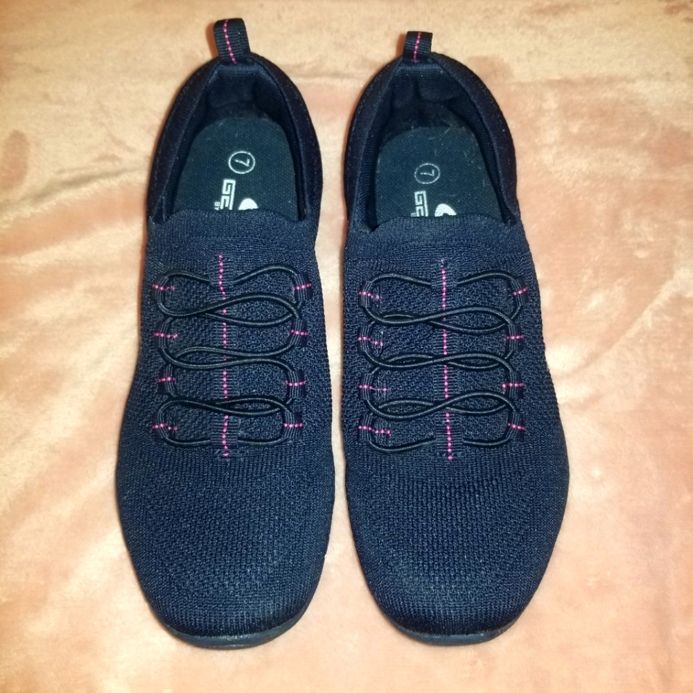 Geers by Dream Seek Sneakers